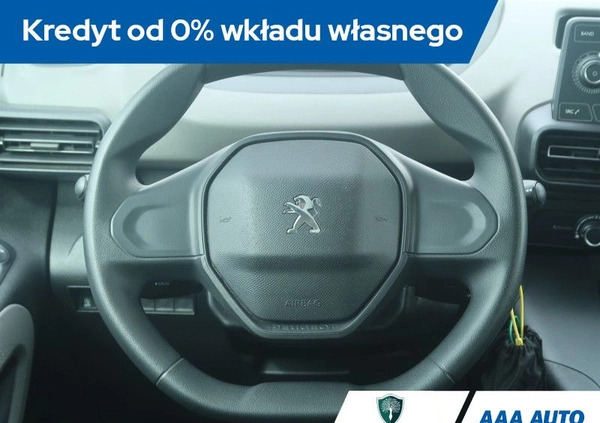 Peugeot Rifter cena 66000 przebieg: 84024, rok produkcji 2019 z Zdzieszowice małe 121